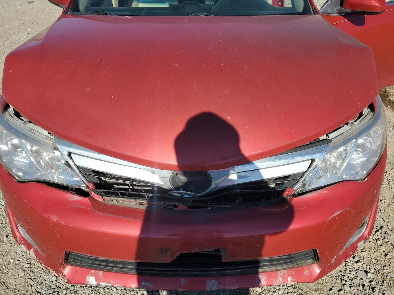 Toyota Camry Base Image 10