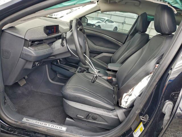 Ford Mustang Premium Image 11