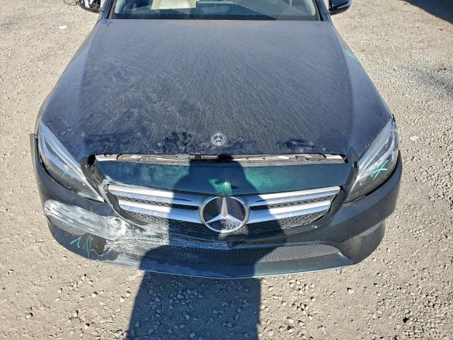 Mercedes-Benz C-Class 300 Image 5