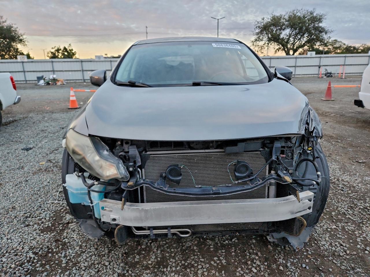 Nissan Murano S Image 3