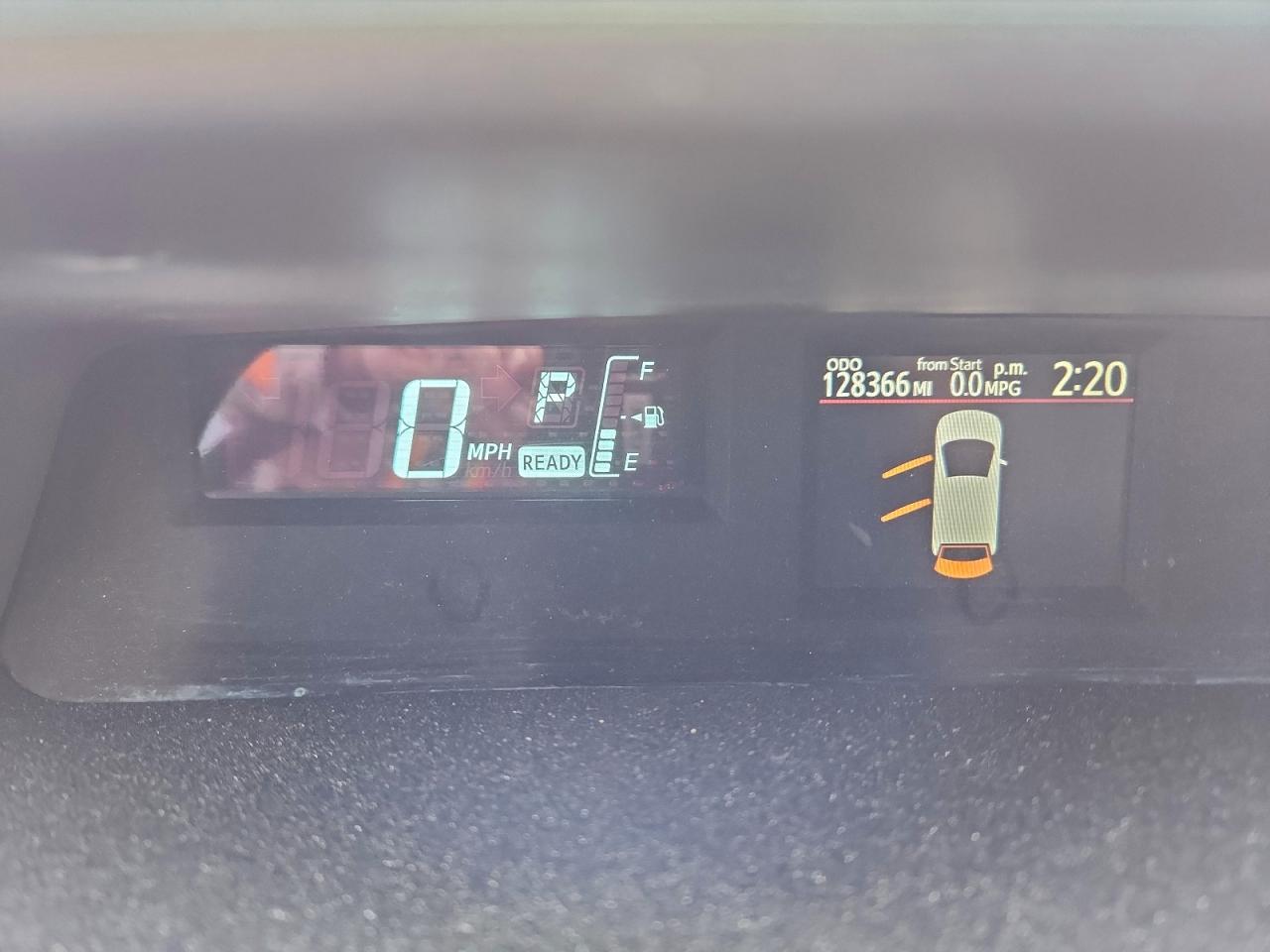 Toyota Prius Image 6