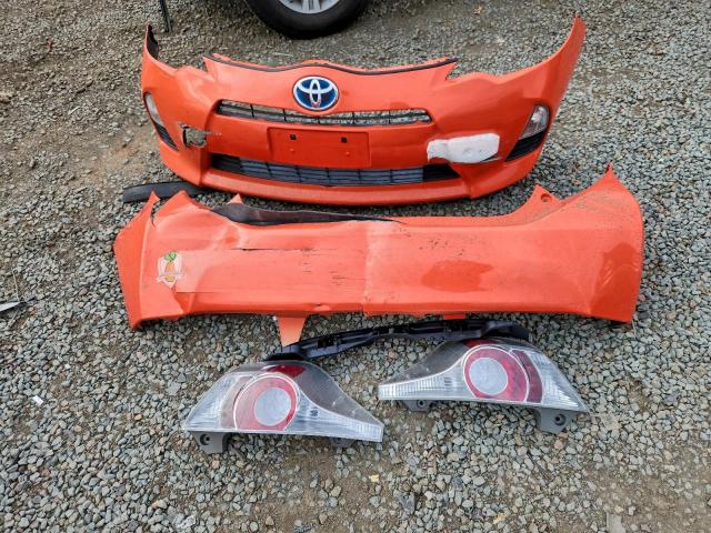 Toyota Prius Image 10