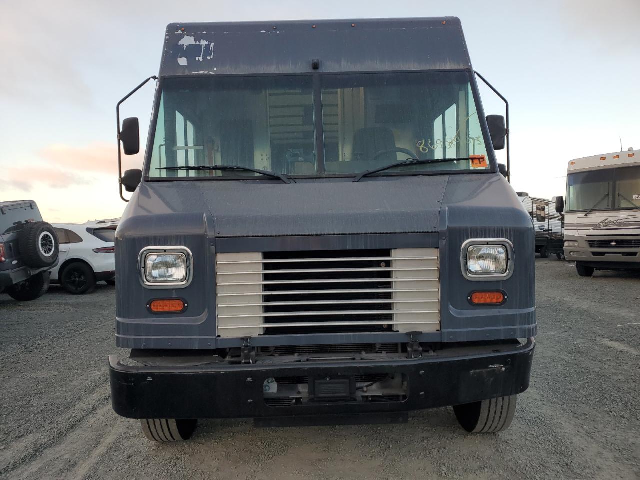 Ford F59 Image 2