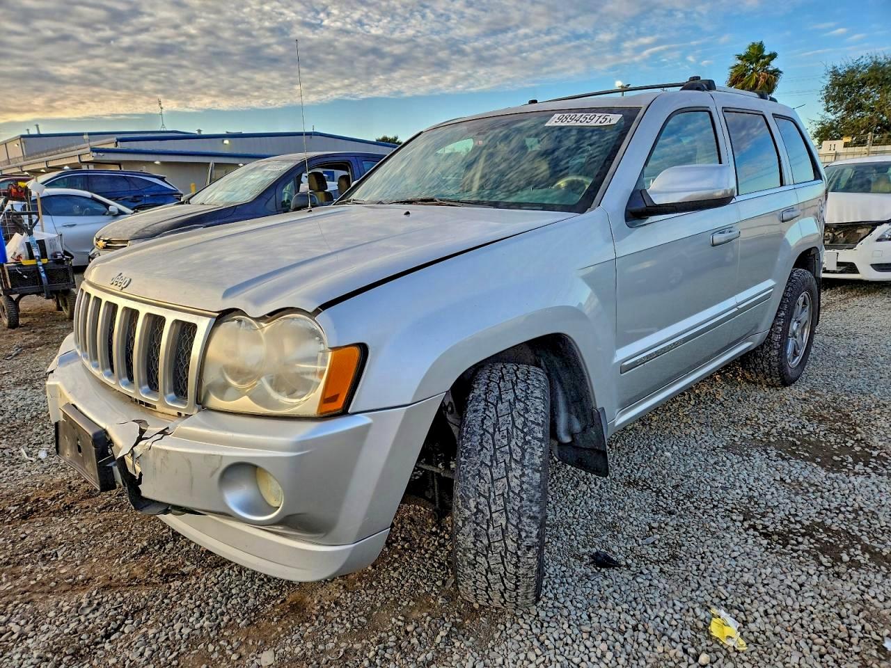 Jeep Grand Cherokee Overland Image 1
