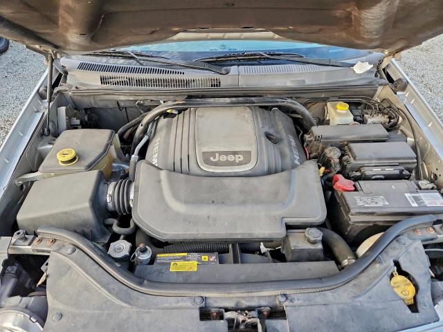 Jeep Grand Cherokee Overland Image 10