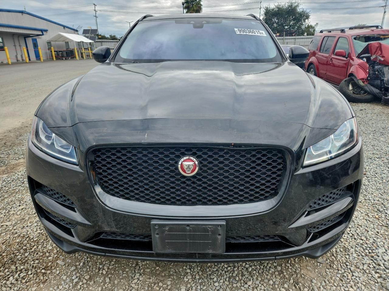 Jaguar F-PACE Premium Image 10