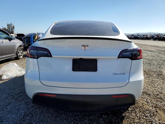 Tesla Model Y Image 13