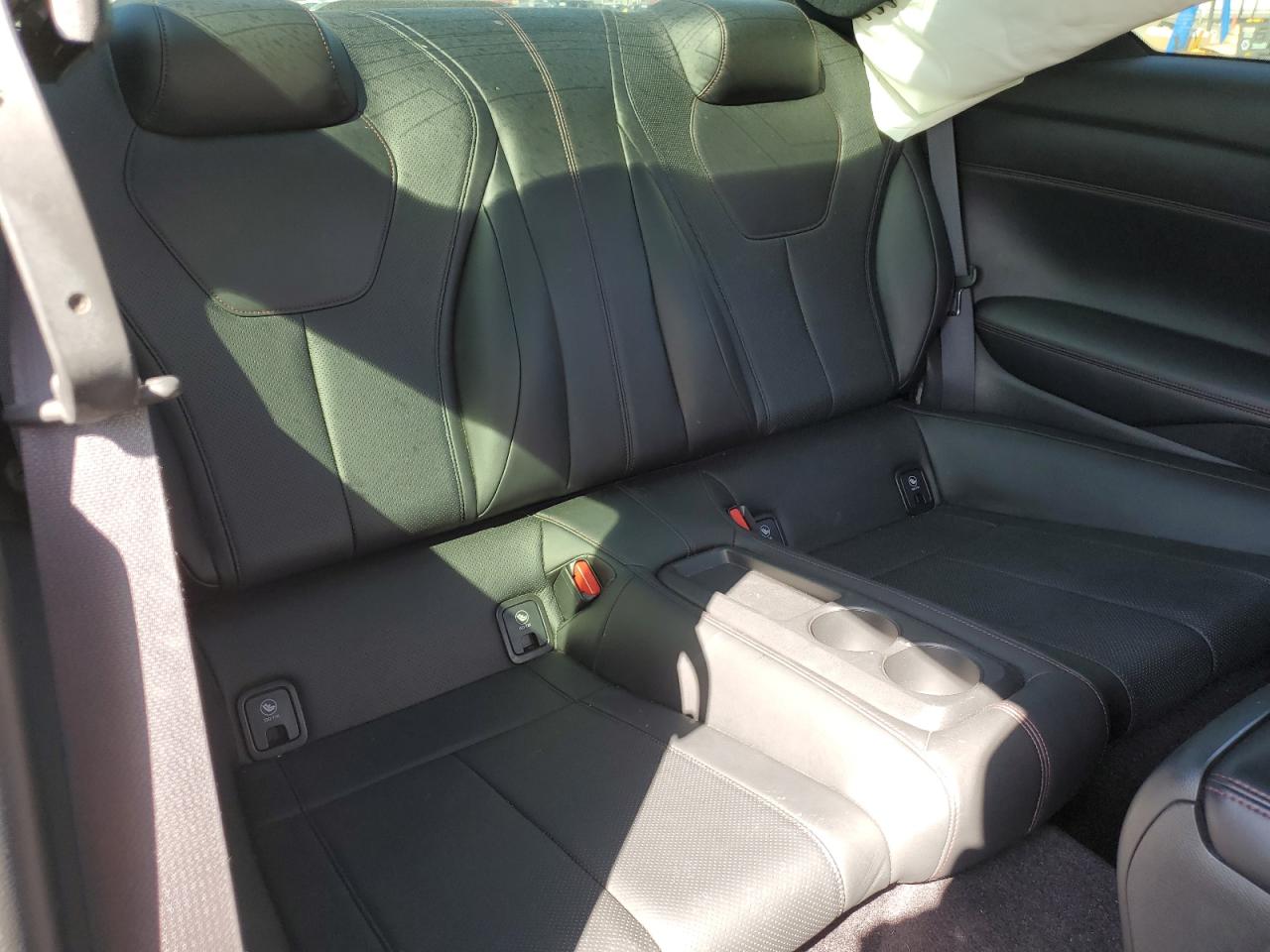 INFINITI Q60 Red Sport 400 Image 8