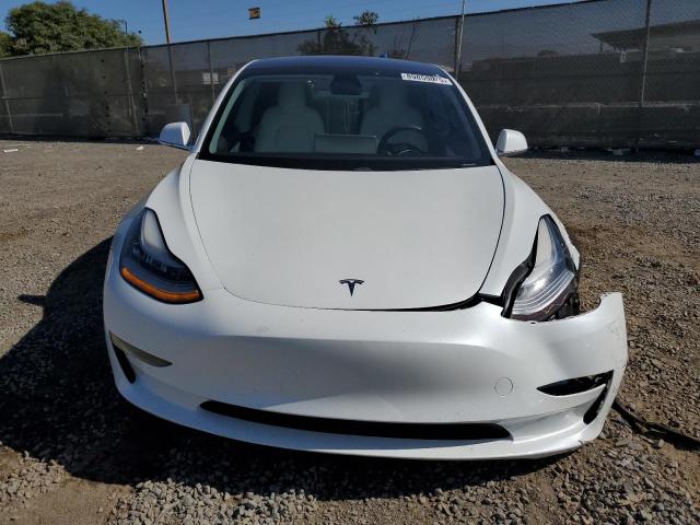Tesla Model 3 Image 11