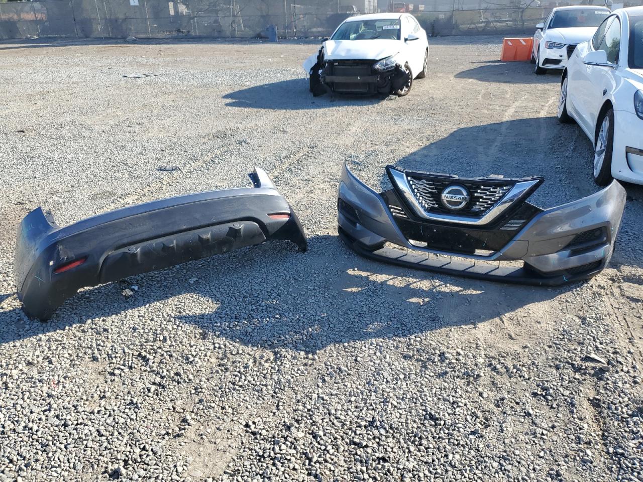 Nissan Rogue S Image 3