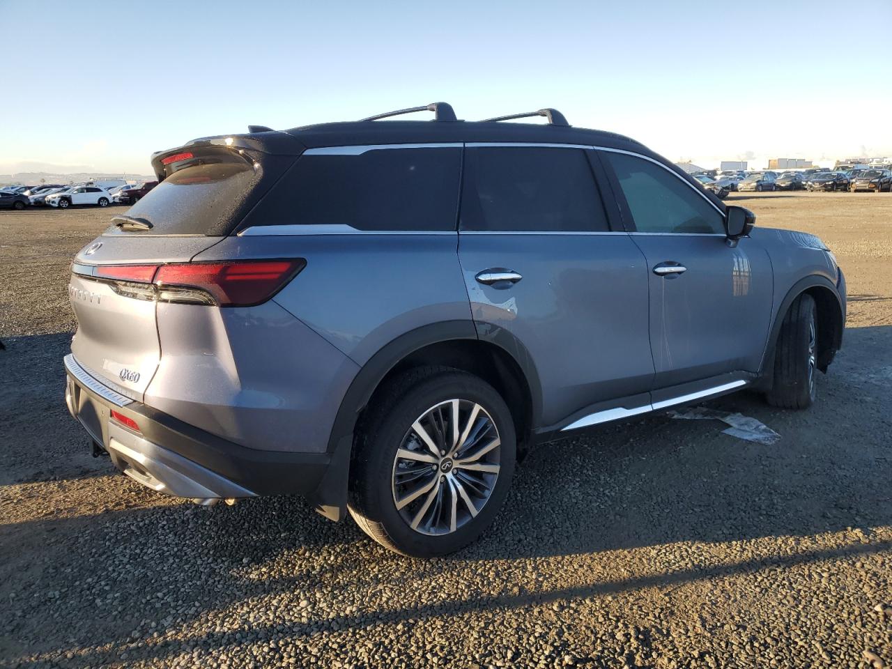 INFINITI Qx Autograph Image 9