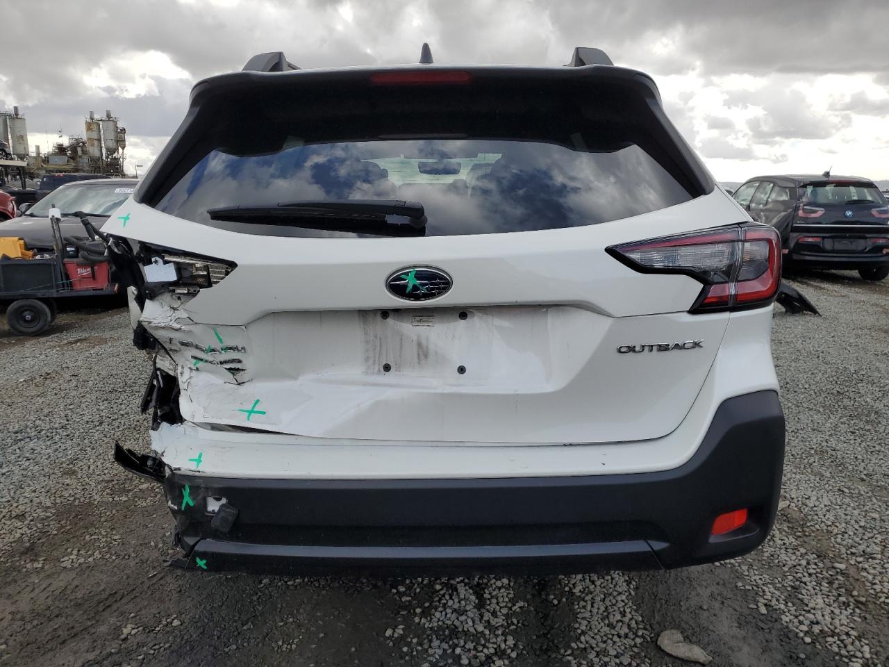 Subaru Outback Premium Image 9