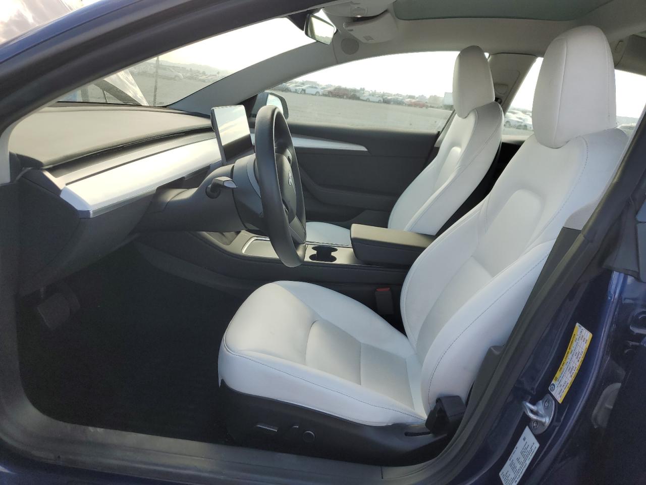 Tesla Model 3 Image 7