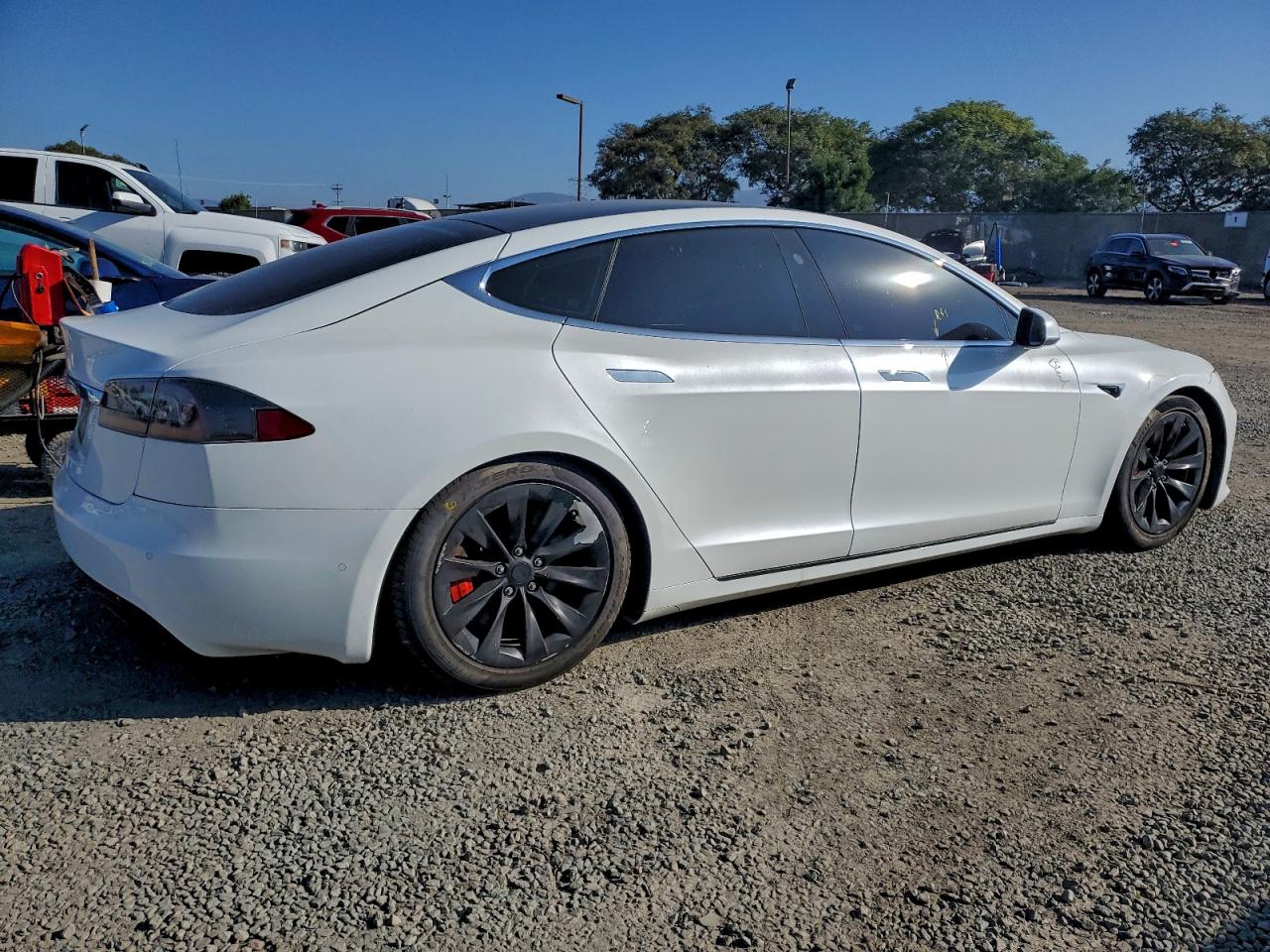 Tesla Model S Image 5