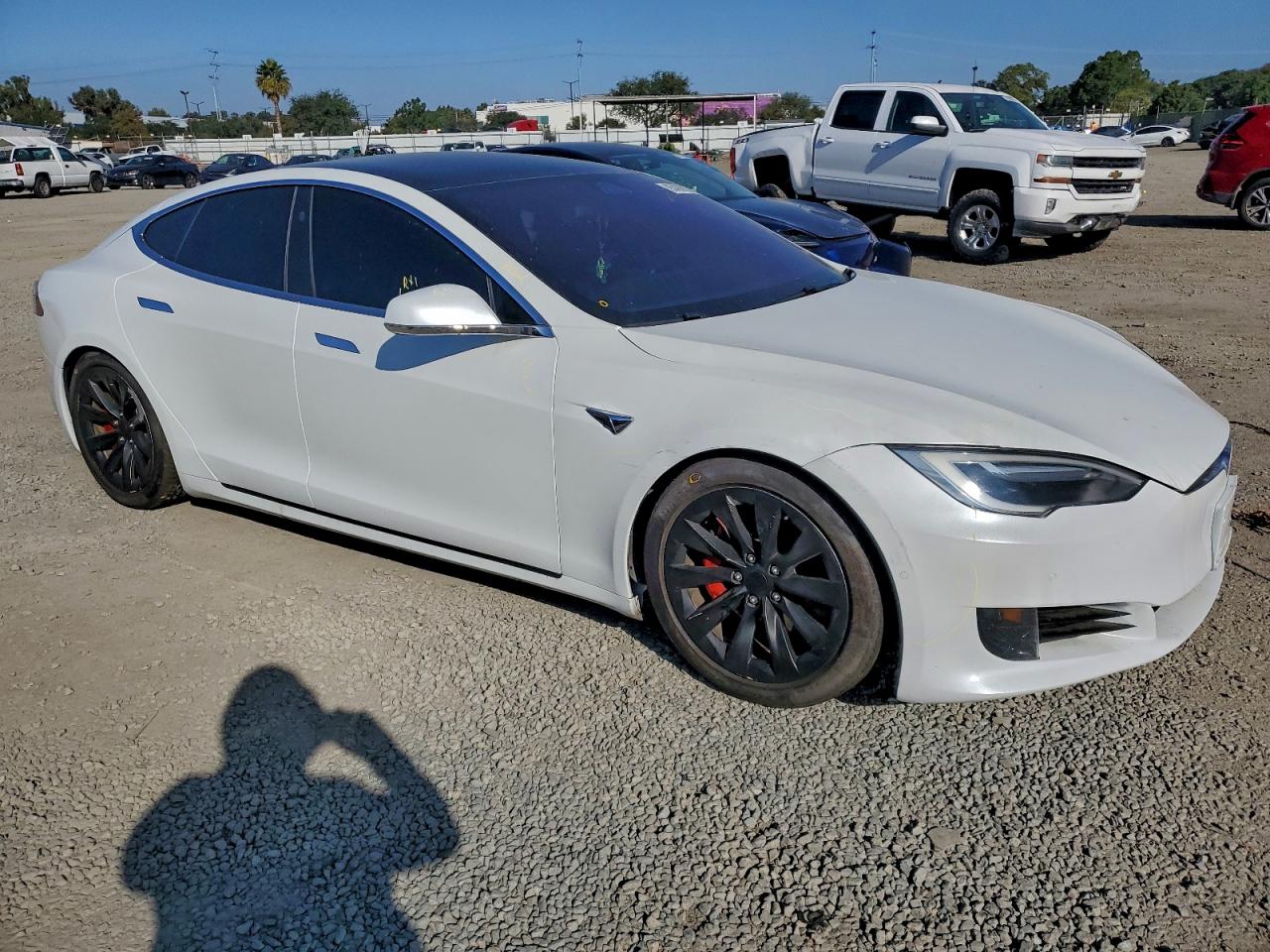 Tesla Model S Image 4