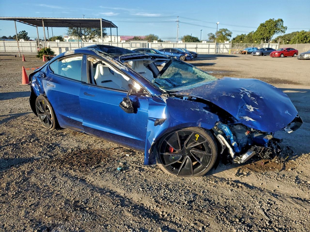 Tesla Model 3 Image 7