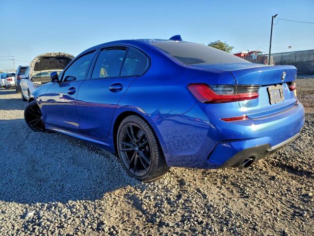 BMW 3 Series Image 8