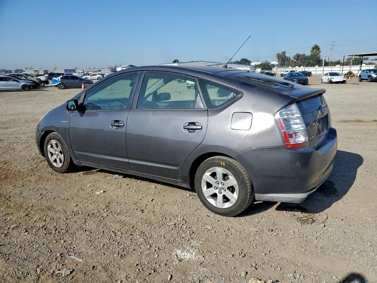 Toyota Prius Image 2