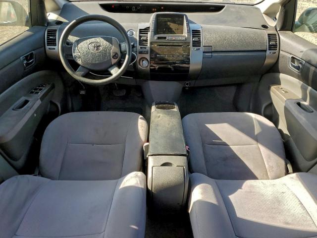 Toyota Prius Image 8