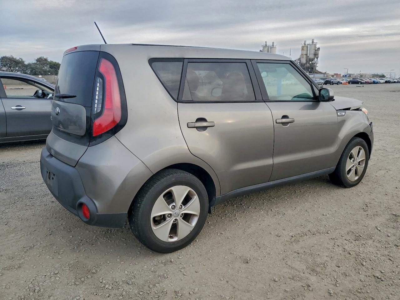 Kia Soul Image 3