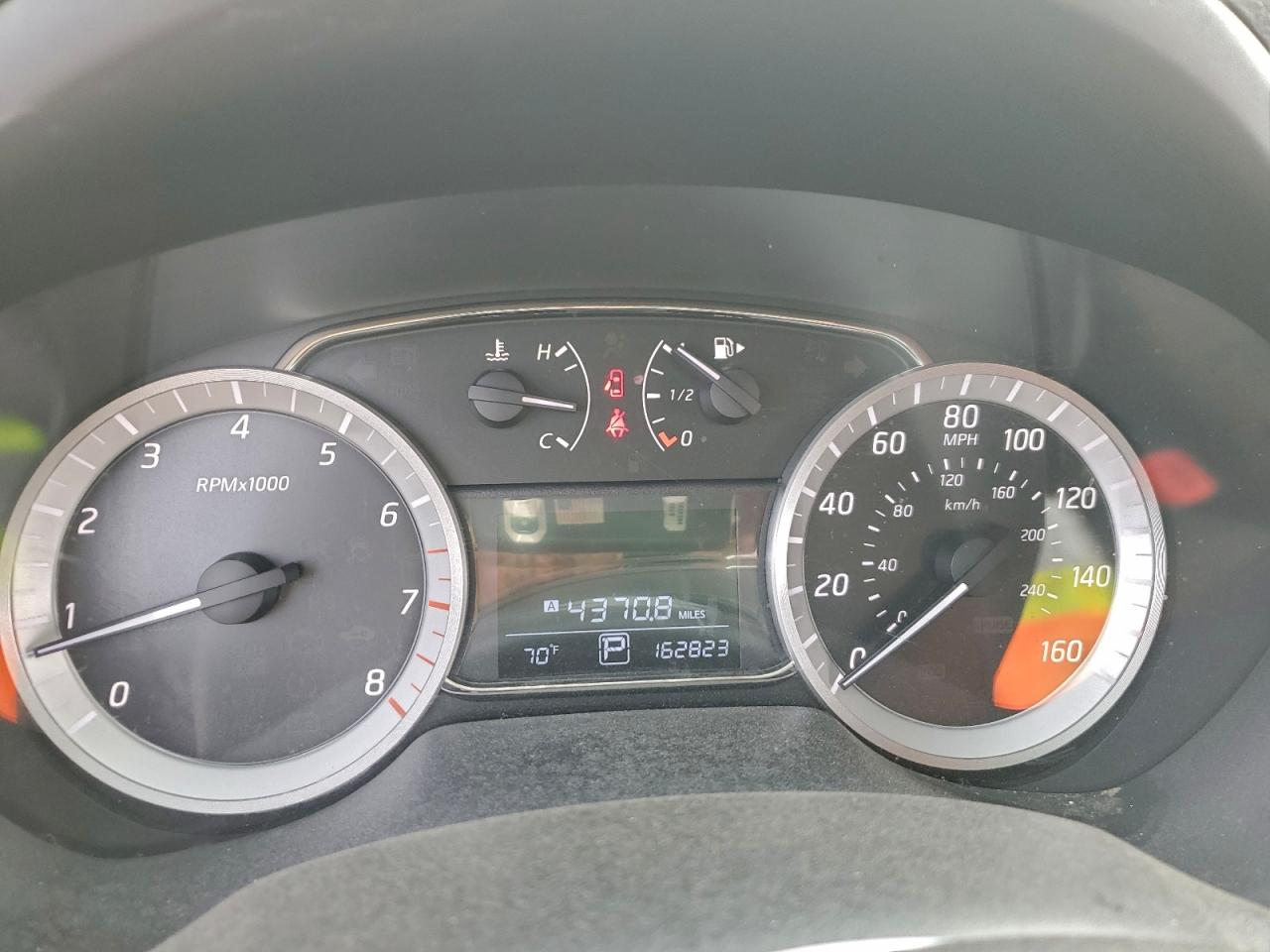 Nissan Sentra S Image 11