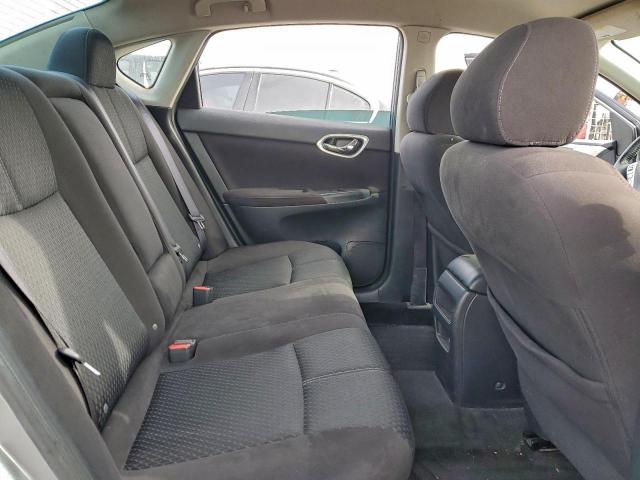 Nissan Sentra S Image 6