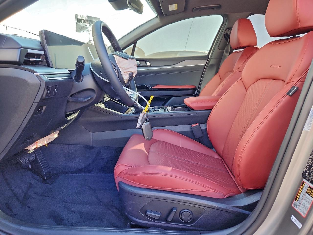 Kia K5 Gt Line Image 11