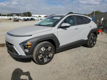  Salvage Hyundai KONA