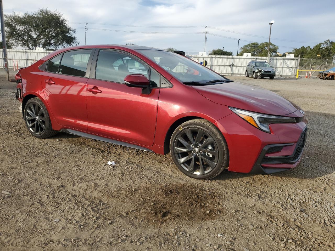 Toyota Corolla Xse Image 9