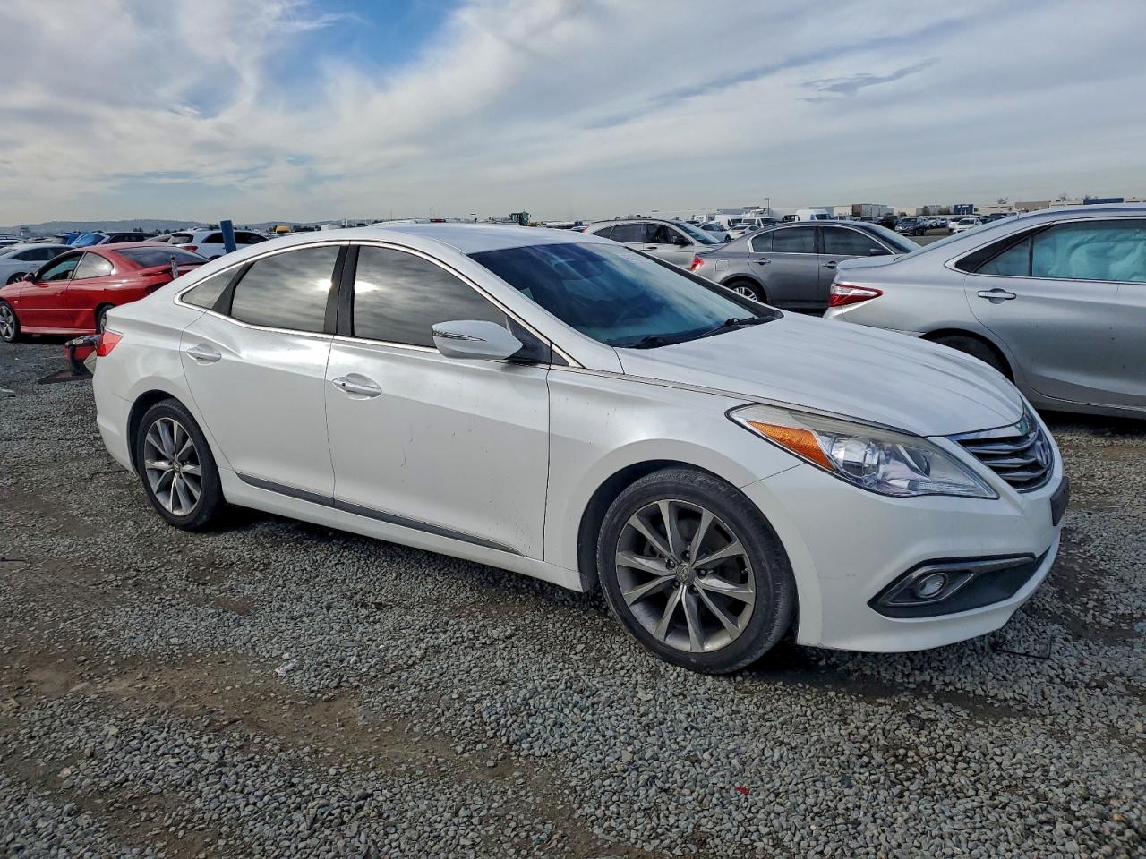 Hyundai Azera Image 3