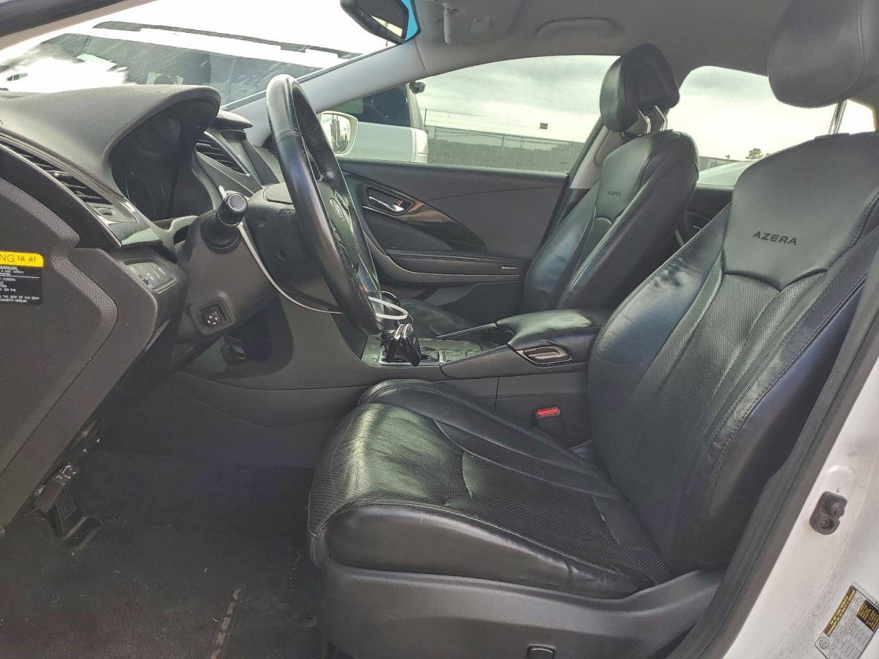 Hyundai Azera Image 5