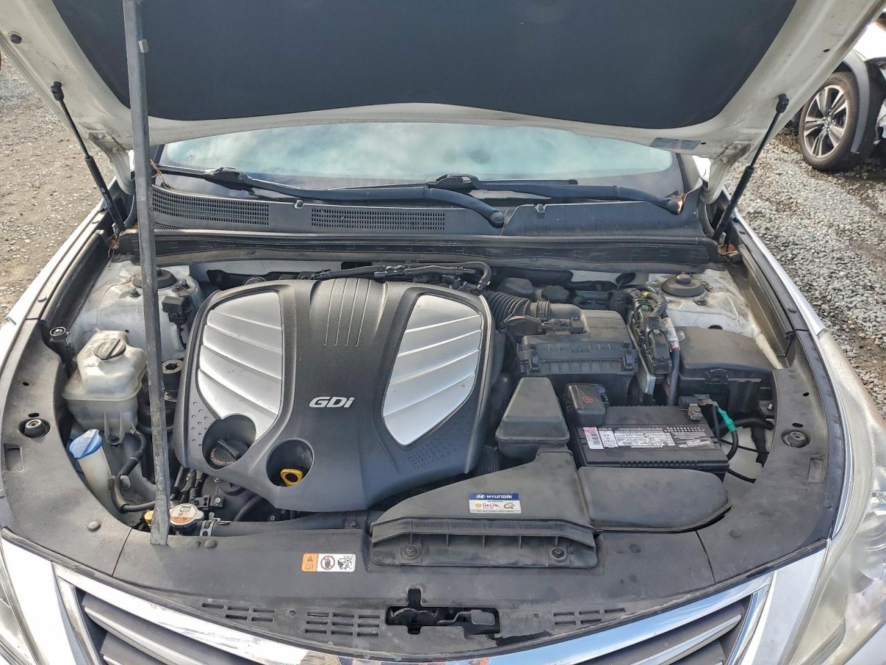 Hyundai Azera Image 11