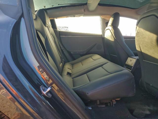 Tesla Model 3 Image 11