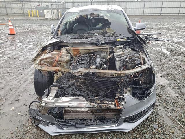 Audi A4 Premium S-line Image 7