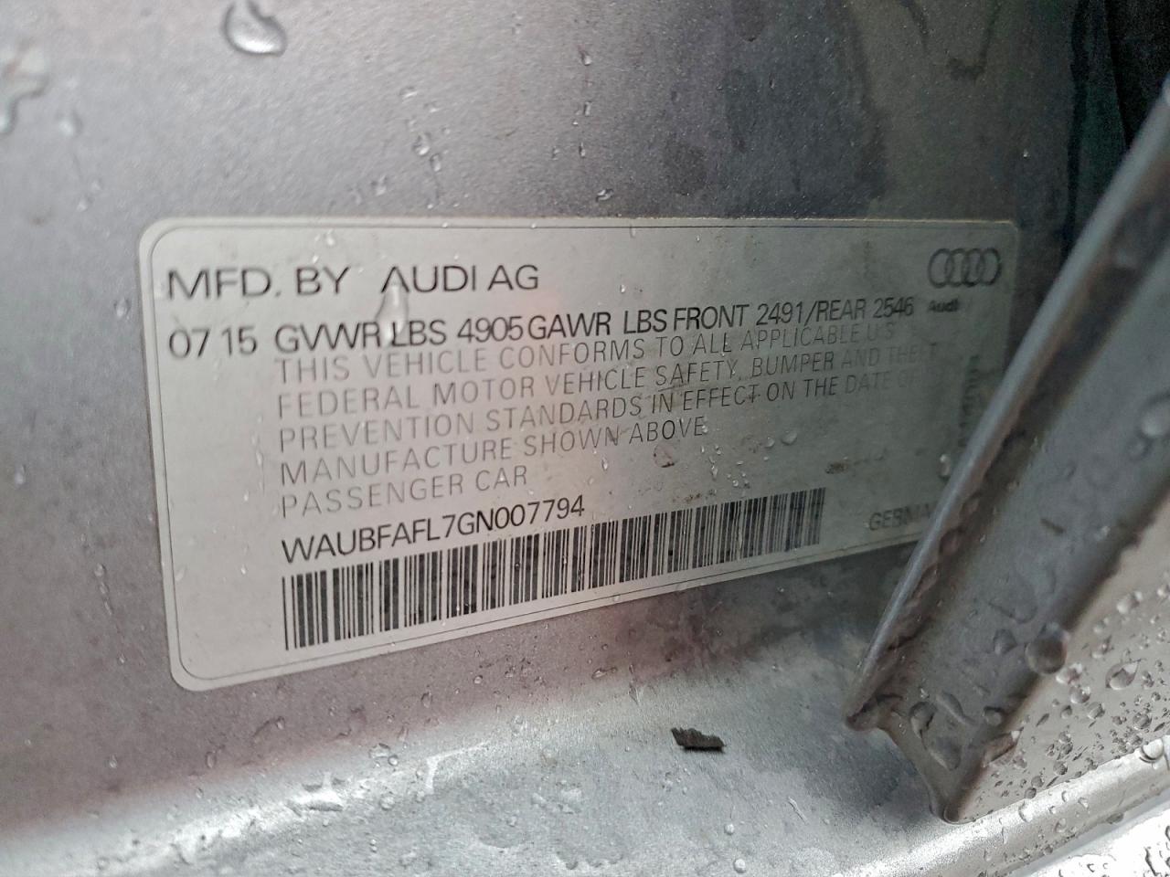 Audi A4 Premium S-line Image 5