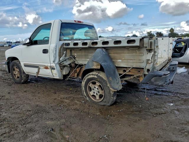Chevrolet Silverado K1500 Image 4