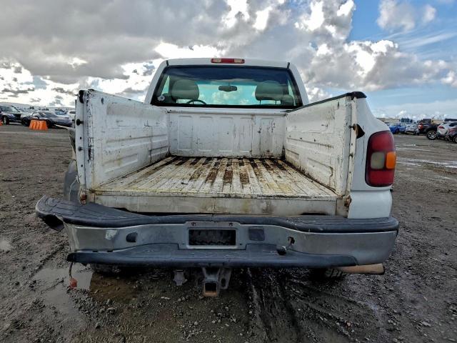 Chevrolet Silverado K1500 Image 12