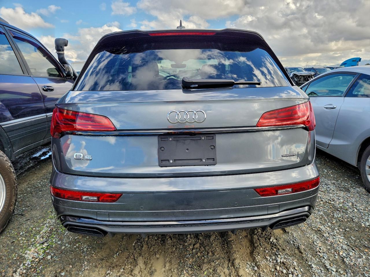 Audi Q5 Premium 45 Image 4