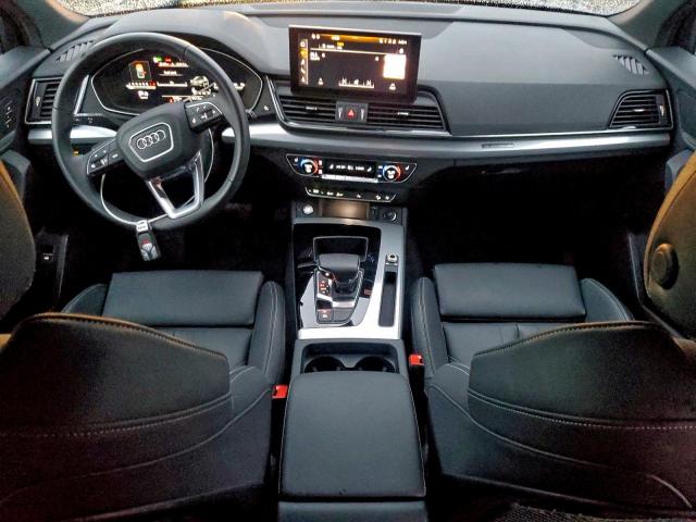 Audi Q5 Premium 45 Image 6