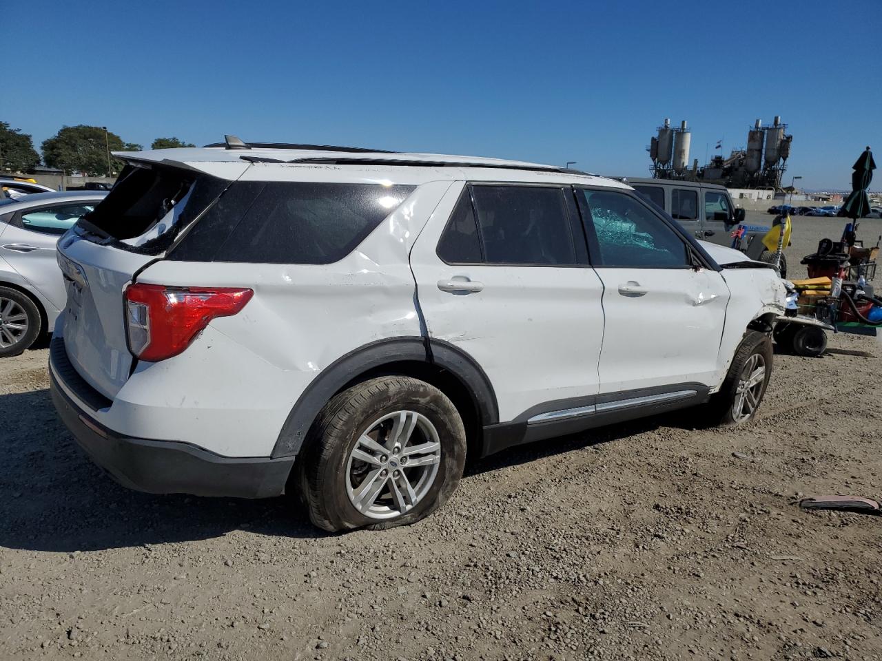 Ford Explorer Xlt Image 8