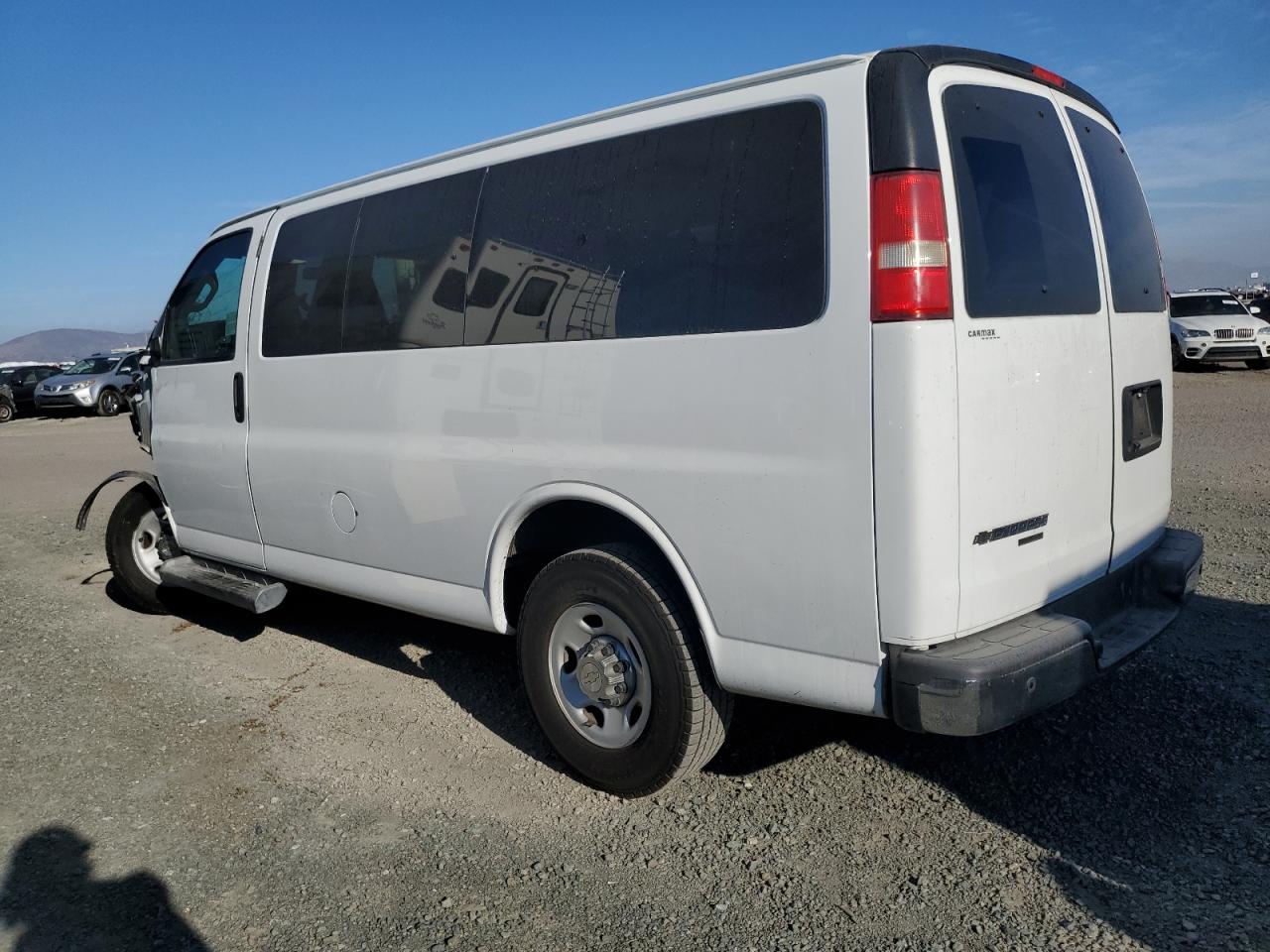 Chevrolet Express Lt Image 3