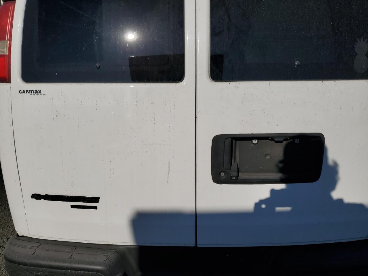 Chevrolet Express Lt Image 8