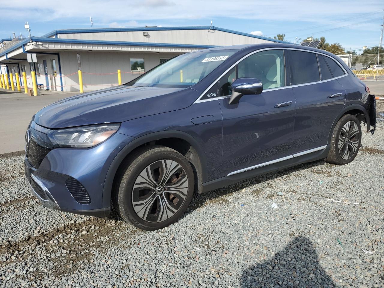 Mercedes-Benz EQE 350+ Image 1