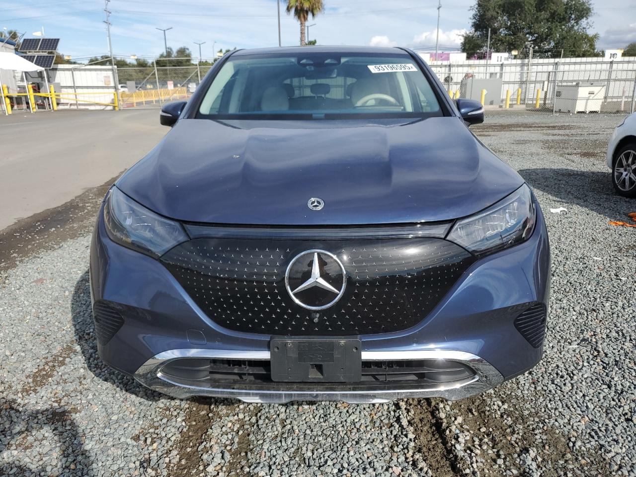 Mercedes-Benz EQE 350+ Image 13