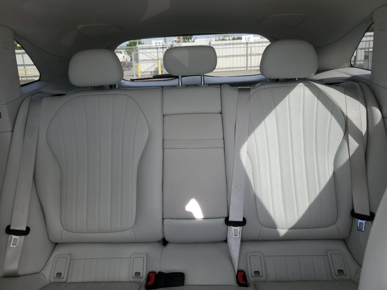 Mercedes-Benz EQE 350+ Image 11