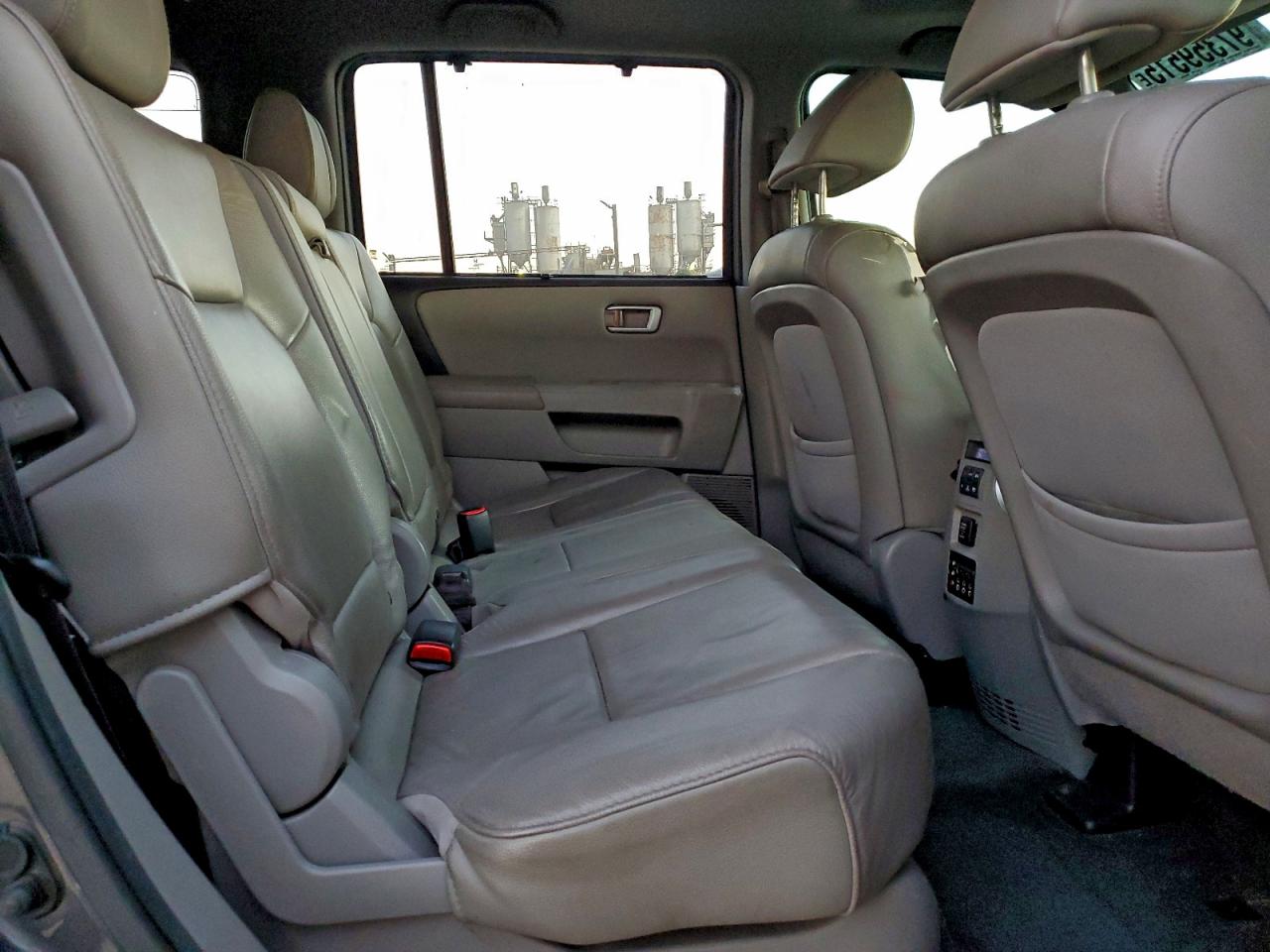 Honda Pilot Touring Image 6