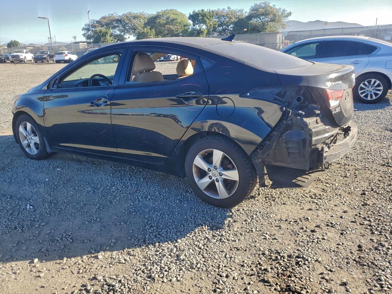 Hyundai ELANTRA Gls Image 8