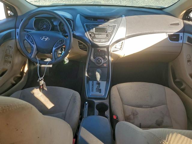 Hyundai ELANTRA Gls Image 3