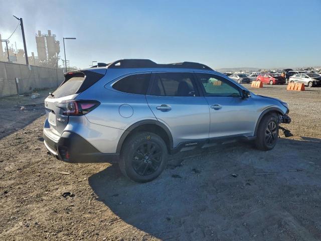 Subaru Legacy Image 4