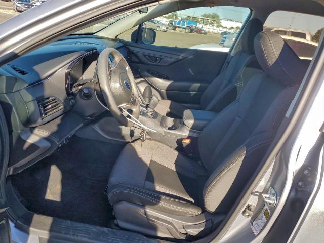 Subaru Legacy Image 14